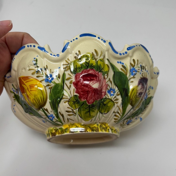 Small Ceramic Fruit Serving Bowl Cream Pink Blue Flowers Scalloped Edge Italy - Picture 4 of 7